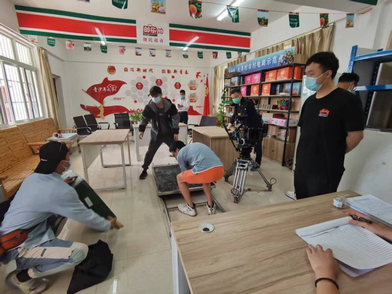 户县广告片拍摄公司：极简主义践行者，少即是多的视觉哲学